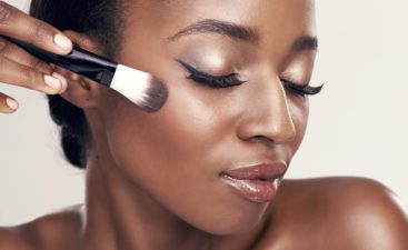 Maquillage-pour-peaux-noires-et-métisses